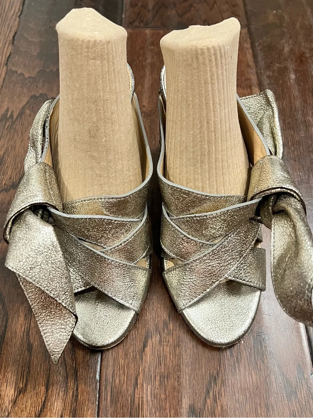 Authentic CHLOE Nellie Crystal Embellished Top Knot Block Sandal Grey Glitter
